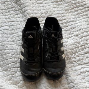 Adidas Classic kids baseball cleats